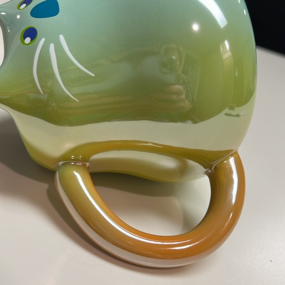 Disney Mr. Mittens mug - Picture 12 of 16